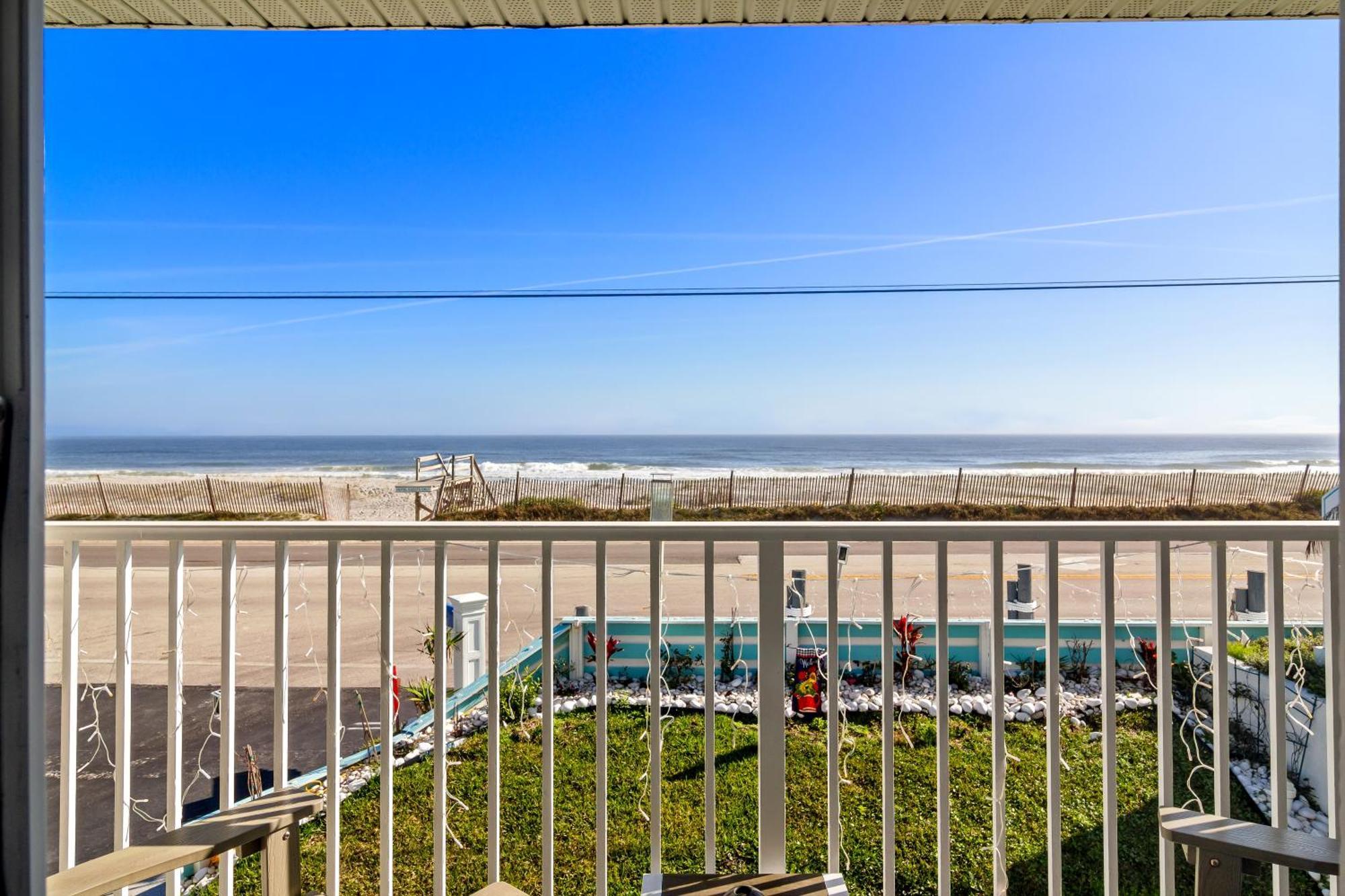 Ocean Sands Beach Inn (Adults Only) St. Augustine Exterior photo